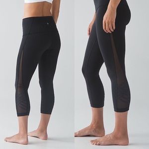 Lululemon Minimalist Crop Black size 8
